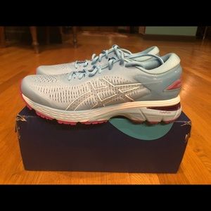 Women’s Gel Kayano 25 sz. 10.5